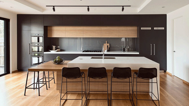 20 modern black and white kitchens that used wood