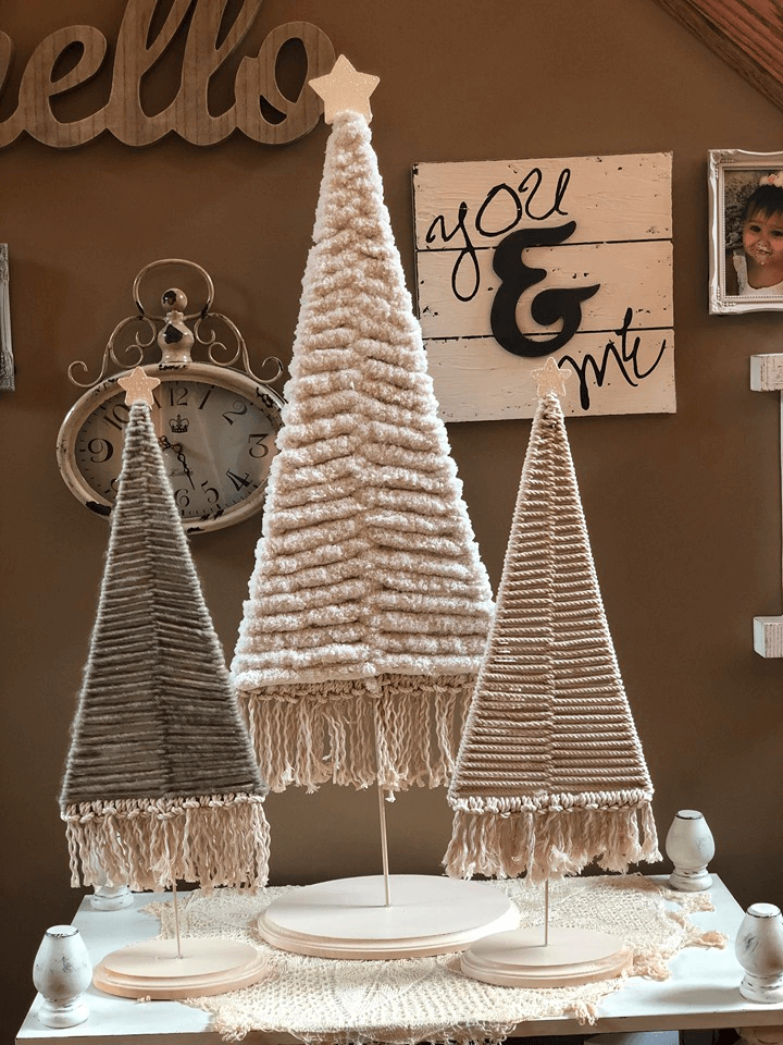 DIY Yarn Winter Wonderland Tree