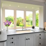 20 stunning kitchens with white chandeliers 61942099384be