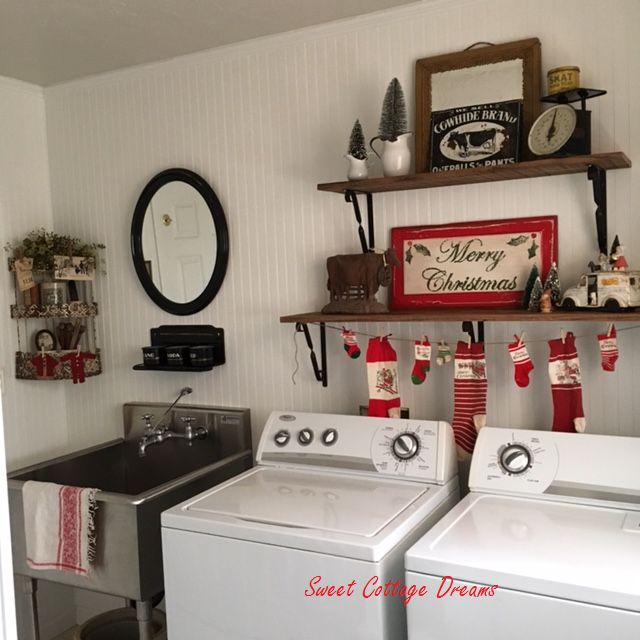 Christmas Laundry Room with Merry Christmas Wall Sign via sweetcottagedreams